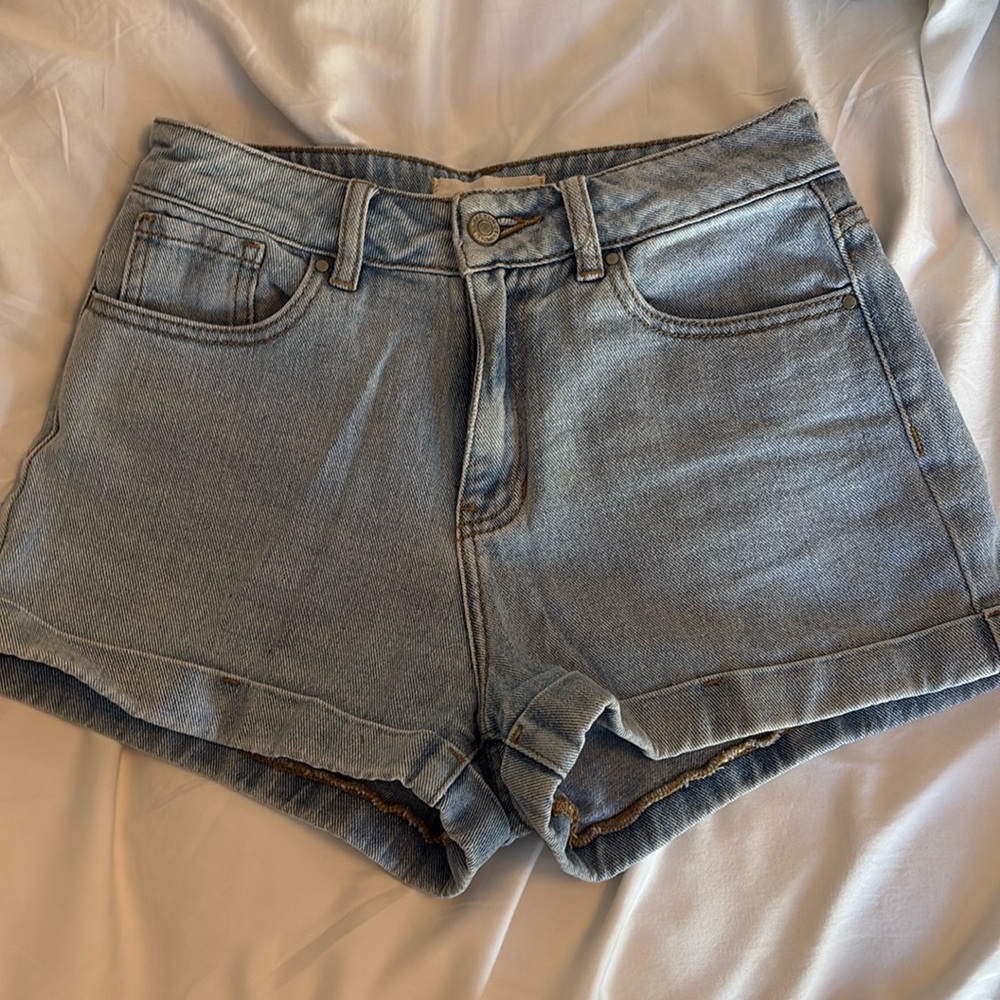 Light Washed Pacsun Jean shorts